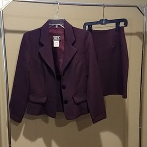 Long sleeve purple suit with black trim size 5